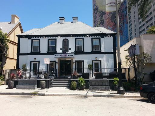 Hollywood VIP Hotel - Housity