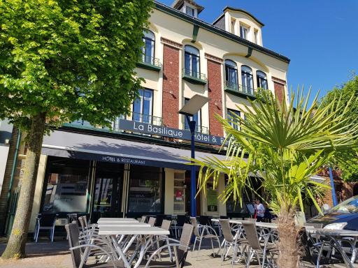 Logis Hotel & Restaurant de la Basilique - Housity