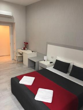 Chiaia Guest House - Housity