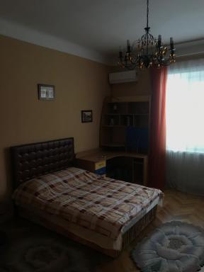 on Hoholya Street - Housity