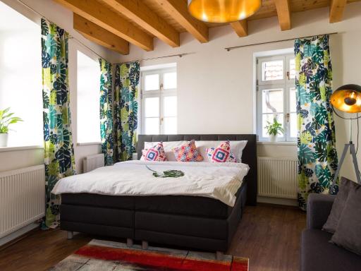 Zelný trh 31 - Housity