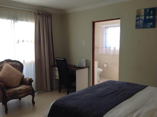 Vinolux Guest House - Housity