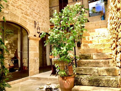 Un Patio en Luberon - Housity