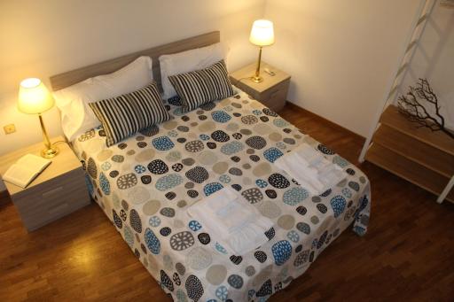 San Lorenzo Central Market Cozy & Quiet Apartment - Housity