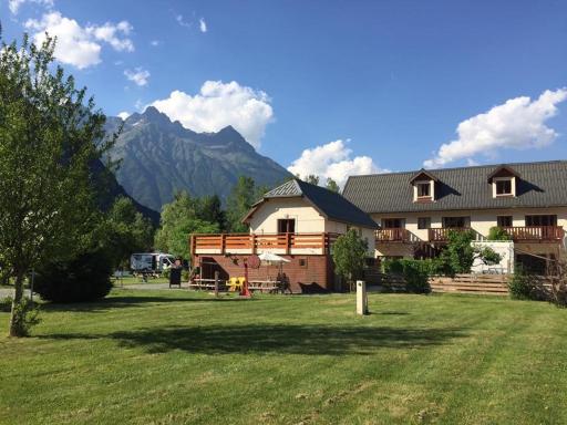 Ferme Noemie (Bourg d'Oisans) - Housity