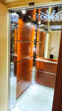 Penthouse Deluxe apartment at piraeus - Housity