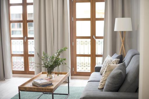 Apartamentos Core Suite Sevilla - Housity