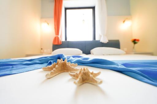 Dionisos Palms Apartments - Housity