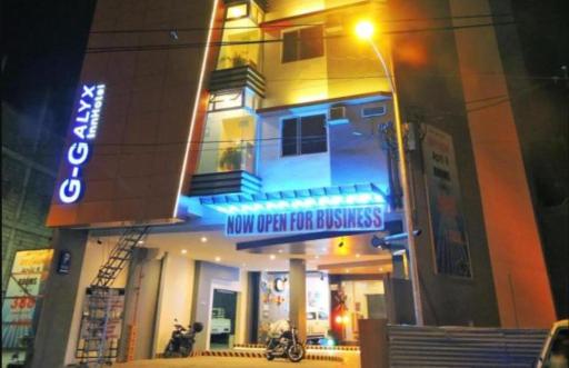 G-Galyx Inn Hotel - Housity