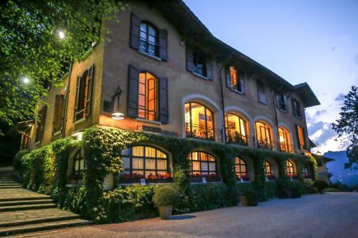 The Golf Club Guest House - Housity