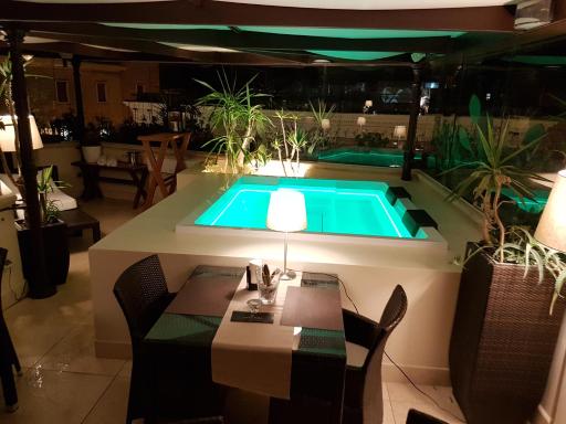 Suite Hotel Santa Chiara - Hizvo