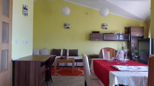 Porodicni apartman - Housity