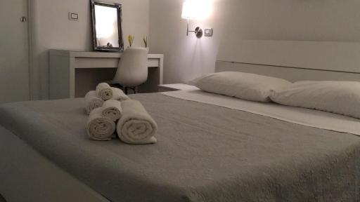 Perla Marina - Housity