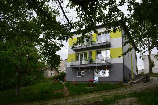Guest House at Lesya Ukrainka - Housity
