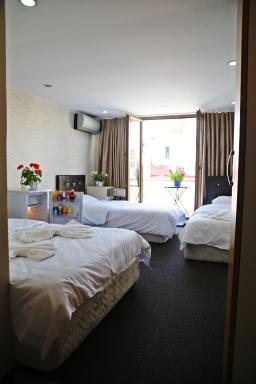 holiday family apart - Housity