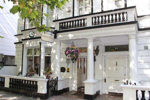 Kilronan House - Housity