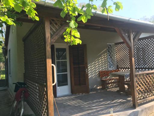 Balatonszemes small House - Housity