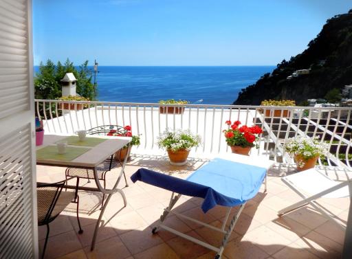 Casa Marta vacation home in Positano - Housity