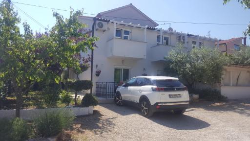 Martina Guest house - Housity