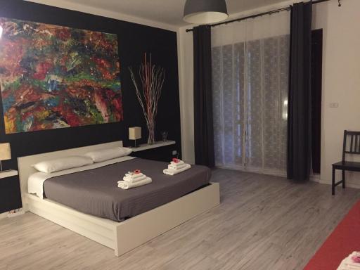 Itremoschettieri - Housity