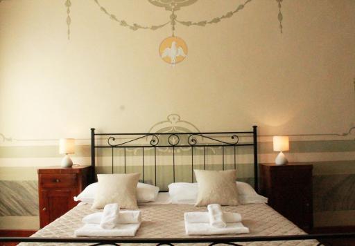 Corte dei Miracoli - Housity