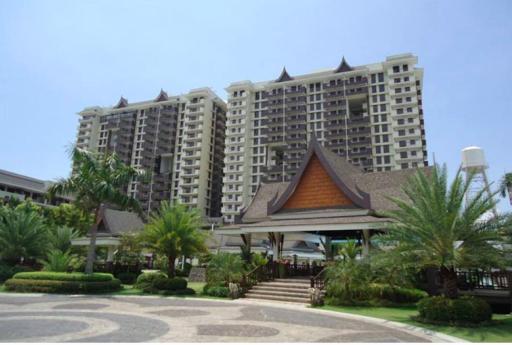 2 Bedroom Deluxe Apartment with Balcony - Housity