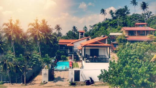 Lion's Rest - Housity