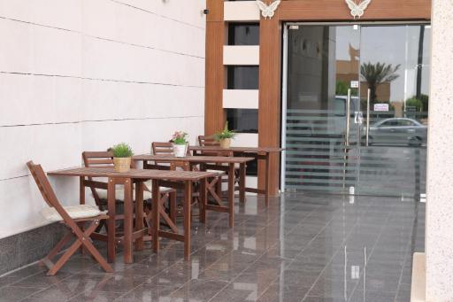 Aral Suites - Housity