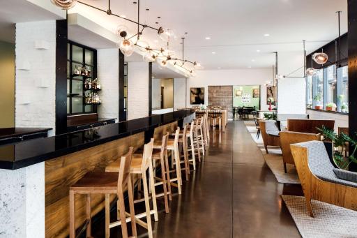 Andaz Savannah, By Hyatt - Housity