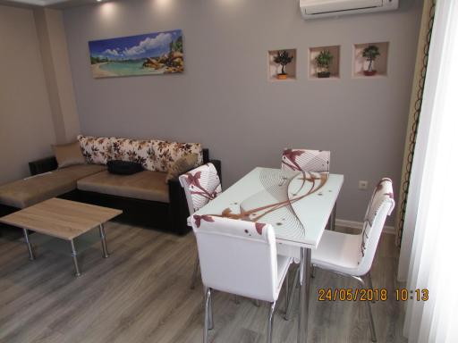 Синият залив - Housity