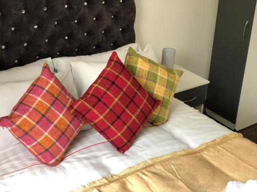 Islington Apartments - Housity