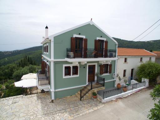 Tettix Summer House - Housity