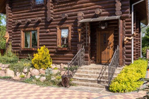 Usadba Minevichi - Housity