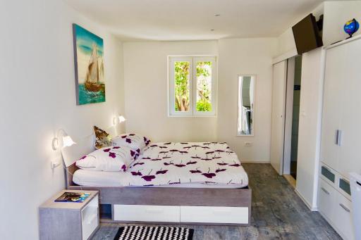 Luxury Villa Minerva Gardens - Housity