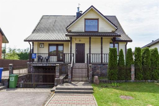 Birutes Houses - Housity