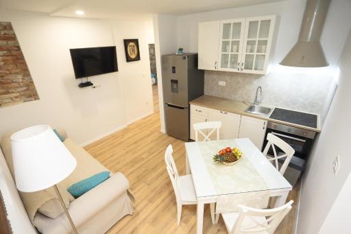 Split Old Town Suites 2 - Housity