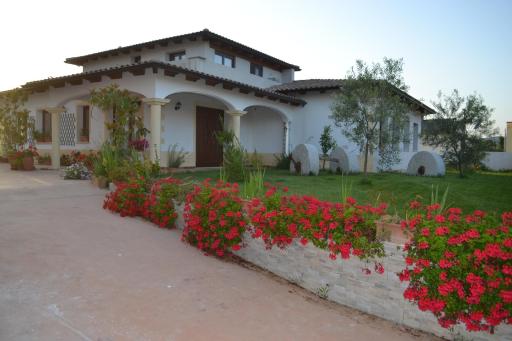 I Giganti - Housity