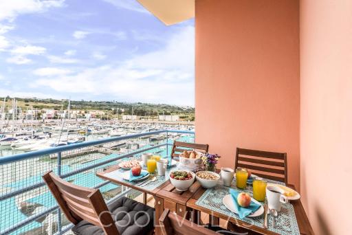 Marina Water View - 6 people, bars & restaurants - Housity