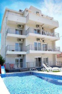 Villa Swan - Housity