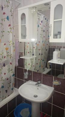 Lovely L home BN centar -Rent a car automatic - Hizvo