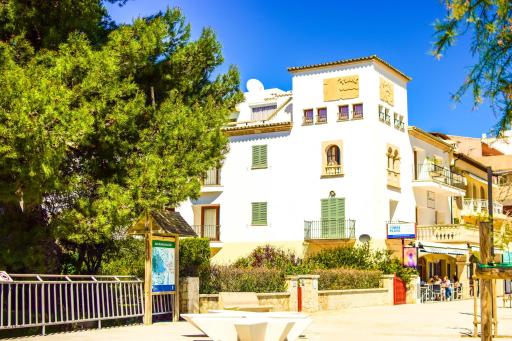 Apartamentos Torre Playa - Housity