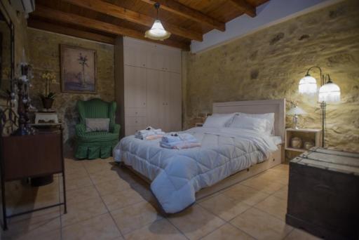 Villa Kamelia-Renovated old house-South Crete - Housity