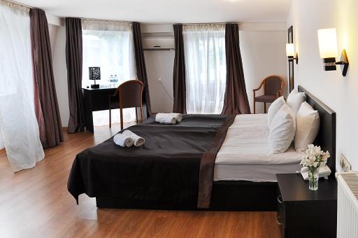Hotel Corner - Housity