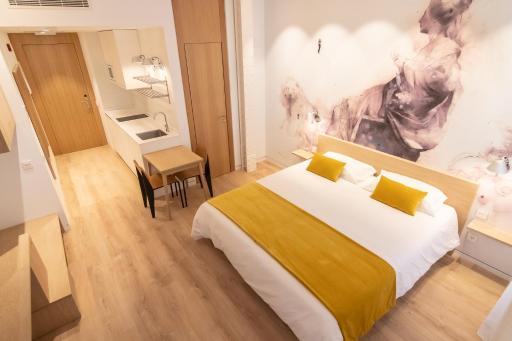 Plaza Mayor Suites & Apartments - Housity