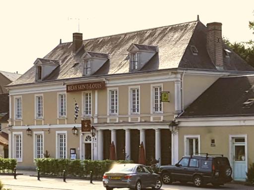 Relais Saint Louis, Logis - Housity