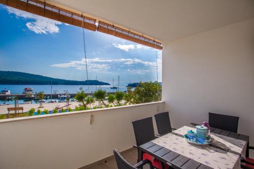 Apartment Sara - Cres - Housity