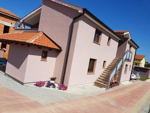 Apartment Anida - Housity