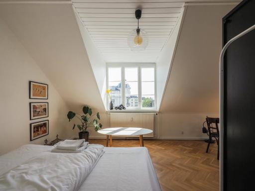 Colourful Nyhavn Experience - Housity