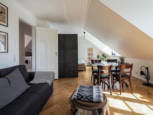 Colourful Nyhavn Experience - Housity