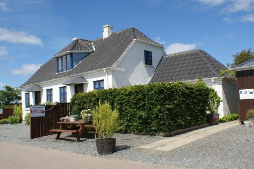Hyggeligt ved Ejerslev Havn - Housity